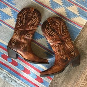 ARIAT Women’s Heritage X Toe Western Boot